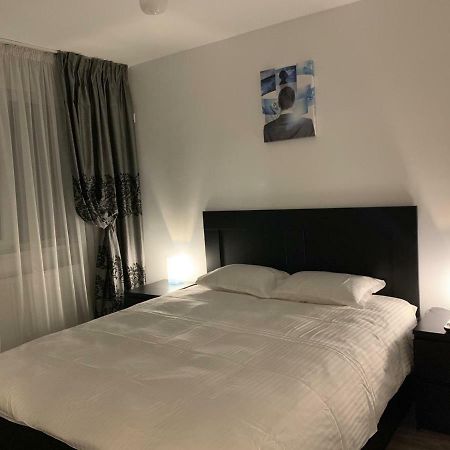 Apartament Cristina Bukares Bagian luar foto