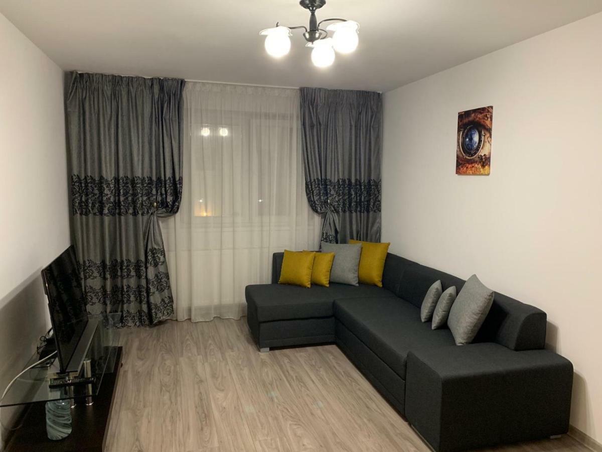 Apartament Cristina Bukares Bagian luar foto