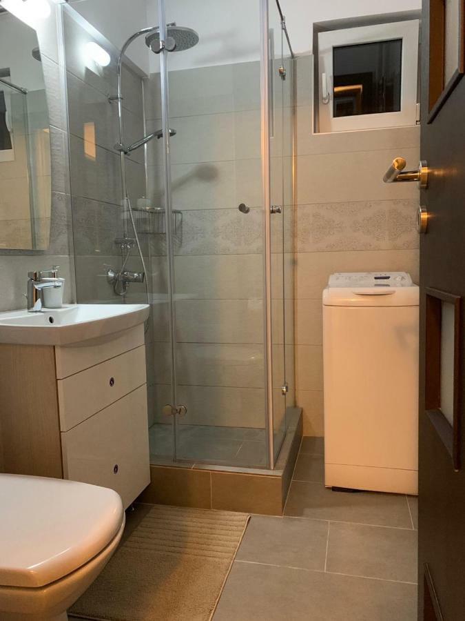 Apartament Cristina Bukares Bagian luar foto